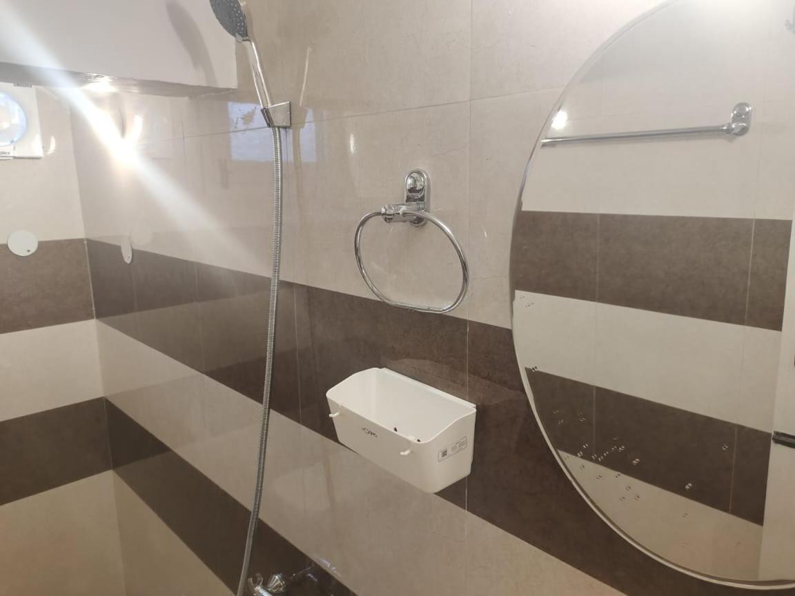 Farsal Villa Σριναγκάρ Εξωτερικό φωτογραφία