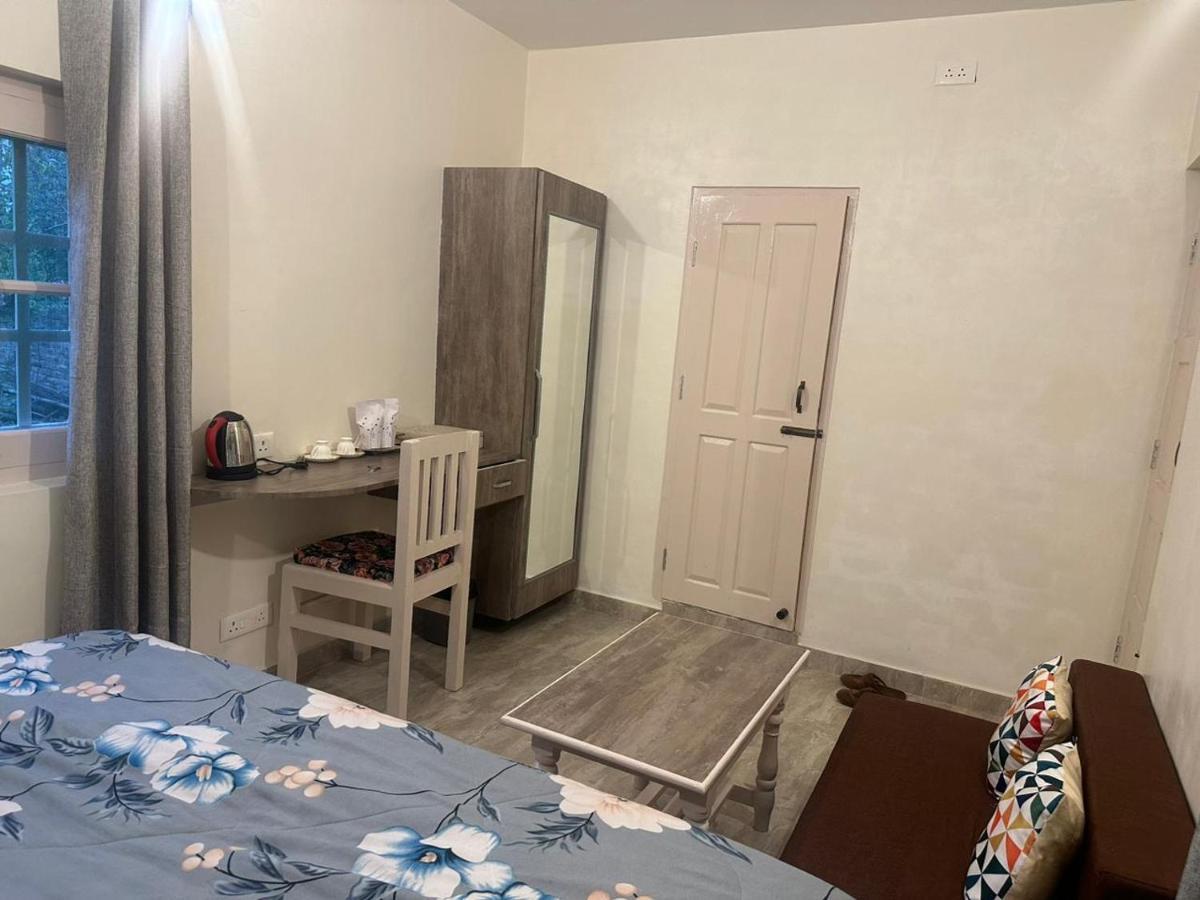 Farsal Villa Σριναγκάρ Εξωτερικό φωτογραφία