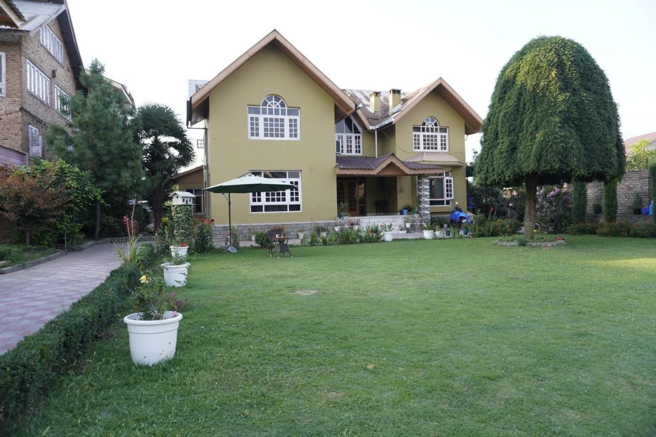 Farsal Villa Σριναγκάρ Εξωτερικό φωτογραφία